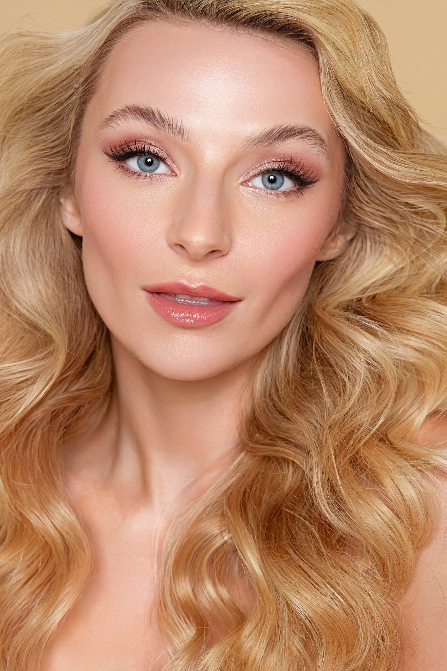 bridal makeup and natural long hair styling